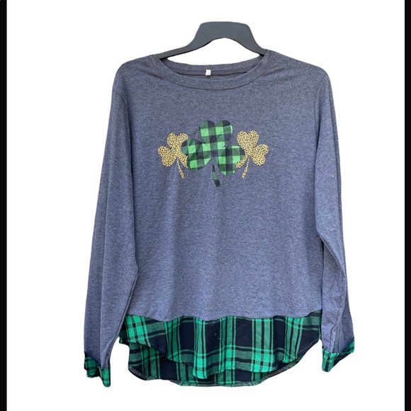 Tops - Gray T-Shirt with Shamrocks perfect for St. Patrick’s Day